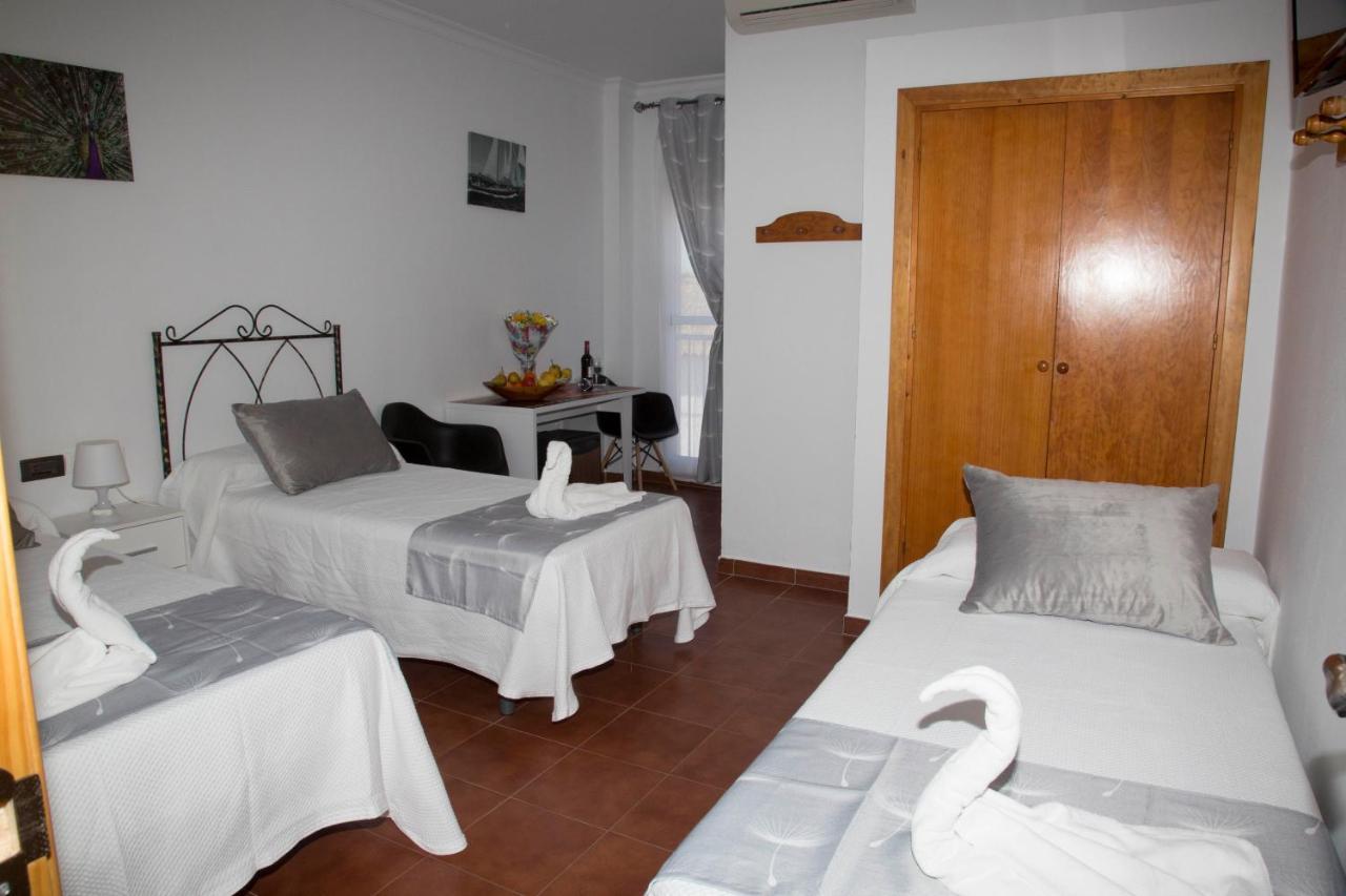 Hostal Cafeteria El Mero Zahora Buitenkant foto