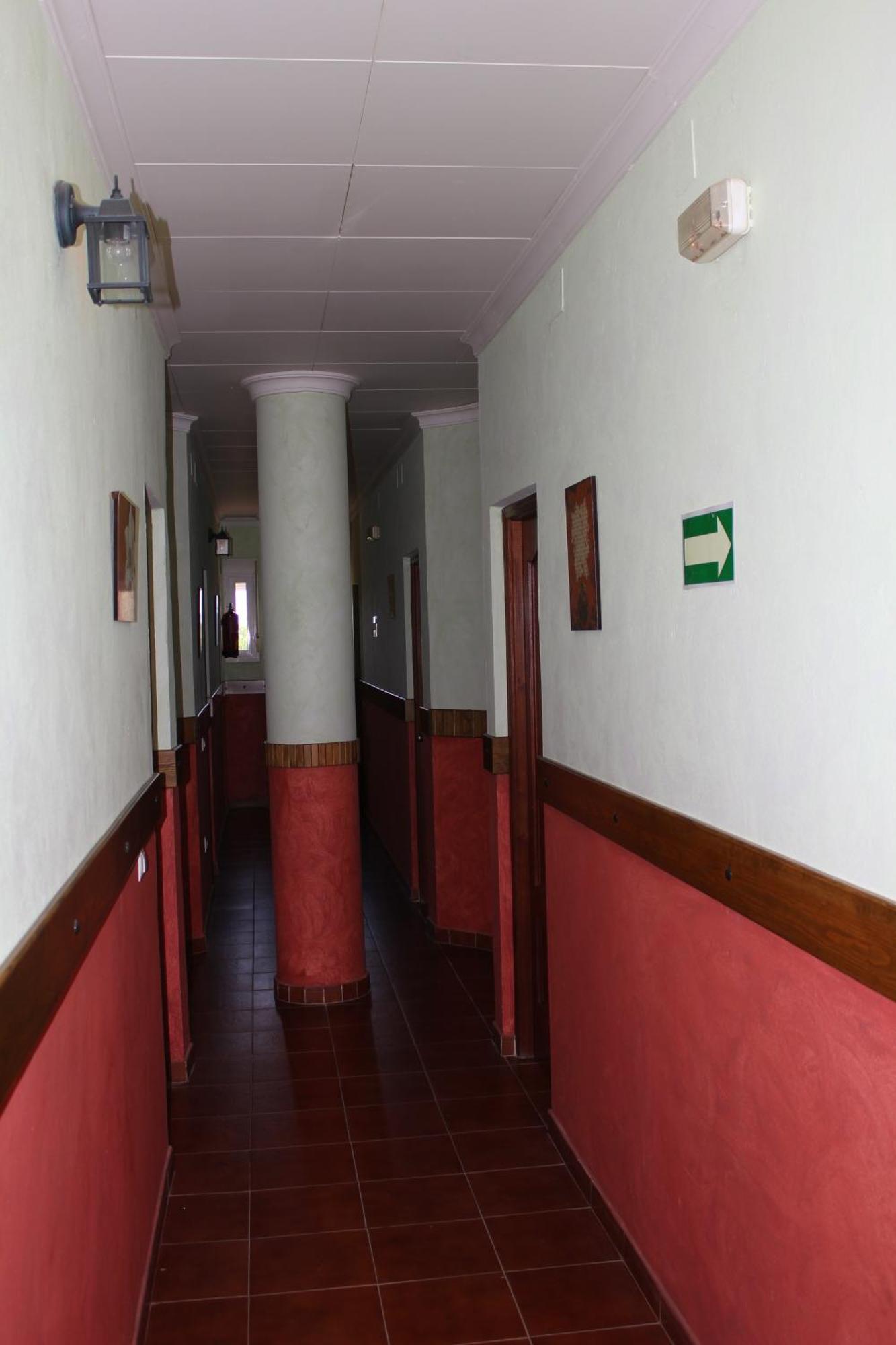 Hostal Cafeteria El Mero Zahora Buitenkant foto